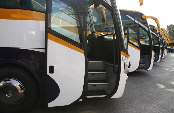Monbus1